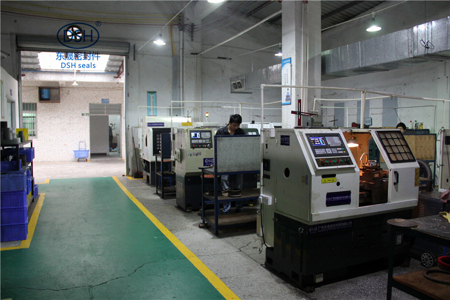 數(shù)控車(chē)床（自動(dòng)化機(jī)床；CNC lathe）